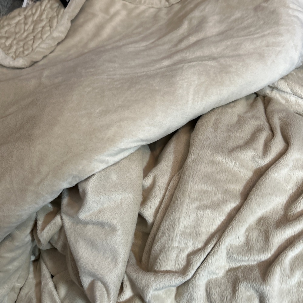 Lovesac Cream Velour Basket Weave Double Full Size Bed Comforter Bedspread Or XL - Picture 2 of 4